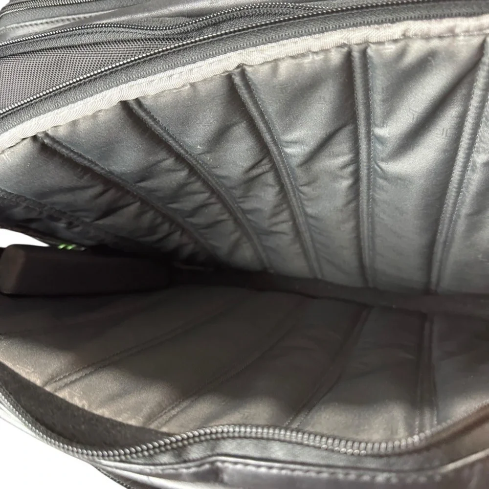 Tumi Black Genuine Leather‎ Briefcase Travel Bag